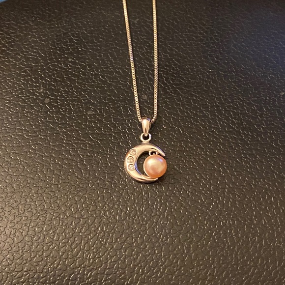 Pearl moon necklace in sterling silver - Picture 4 of 4
